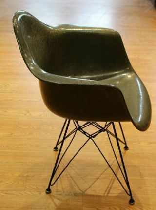 Eames by Herman Miller Fiberglass Green Shell Chair 4