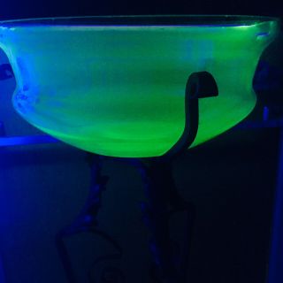 Rare Art Nouveau Victorian Green Uranium Blown Glass Fish Bowl W/ Iron Stand