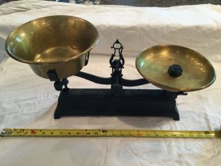 Vintage Force 5 Kg Balance Scale W/brass Holders Made In France