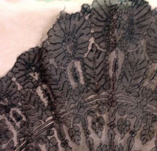 huge antique black lace shawl triangular,  crisp fabric w great flower patterns 6