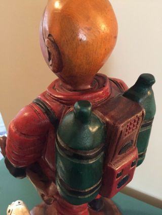 VINTAGE HIGHLY COLLECTIBLE LARGE TINTIN ASTRONAUT WOOD STATUE 6