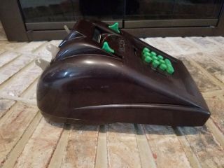 Victor Adding Machine,  Bakelite case with Green Buttons 3