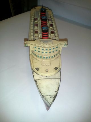 Tin RMS Queen Mary wind up floating toy with key 5