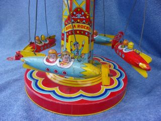 VG 1950s J.  Chein RIDE A ROCKET Carnival Circus Ride Windup Tin Toy 7