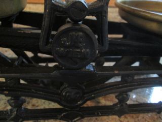 J.  E Wien Cast Iron Scale 10 kg - From the Early 1900 ' s 2