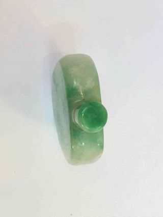 Late Qing Dynasty Chinese jadeite snuff bottle 3