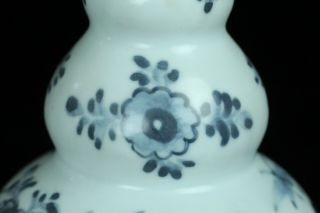 JUL057 KOREAN BLUE&WHITE PORCELAIN GOURD TYPE BOTTLE 8