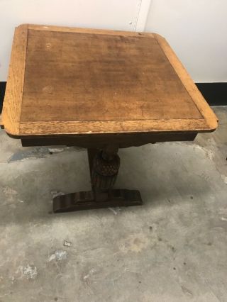 Antique Oak Draw Leaf Table: 30.  5”x30.  5 (with Two 11.  5leafs) X27.  5