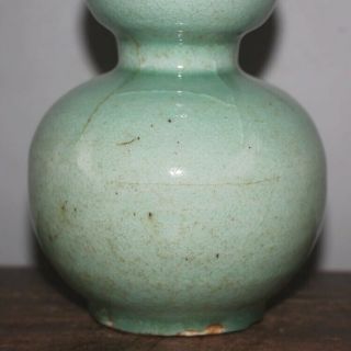 Chinese Old Longquan Kiln Celadon Glaze Porcelain Double - Gourd Vase 2