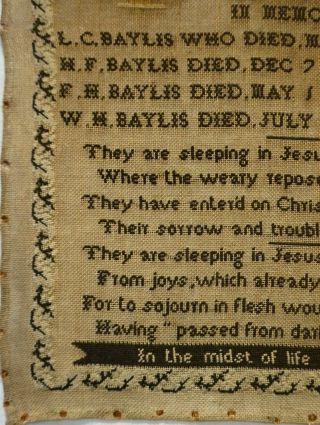 MID 19TH CENTURY MEMORIAL SAMPLER IN MEMORY OF THE BAYLIS CHILDREN - c.  1850 6