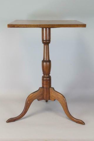 A 18TH C HARTFORD CT QUEEN ANNE CHERRY CANDLESTAND CABRIOLE LEGS SQUARE TOP 2