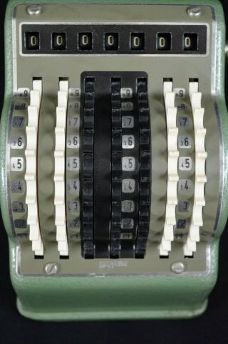 Vintage Summira HOFFRITZ Small Adding Machine 7 Columns 10