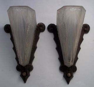 Vintage American Art Deco Lincoln Slip Art Glass Shade Iron Wall Sconces 1920