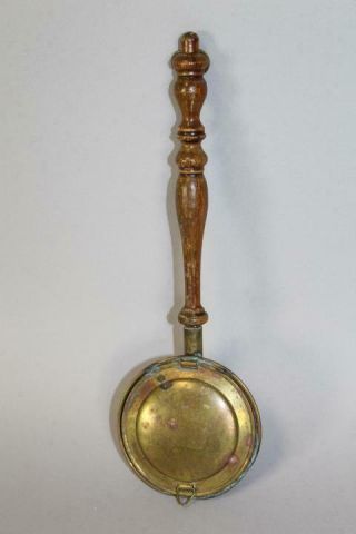 A RARE MINIATURE 19TH C BRASS AND WOOD EMBER CARRIER IN THE FORM OF A BEDWARMER 2