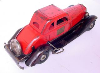 1930s HOGE PRESSED STEEL WIND UP FIRE CHIEF CAR w BATTERY OP HEADLIGHTS & SIREN 4