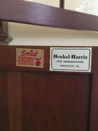 HENKEL HARRIS Cherry Corner Cabinet w/2 Keys 3