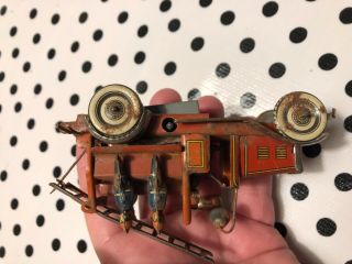 1920`S ORIG PENNY TOY GERMAN TIN LITHO W/U 4” FIRE ENGINE Toy 10