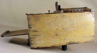 Antique Tin - Wooden Bee Lining Or Hunting Box Apiary Beekeeping Yellow Painted 9