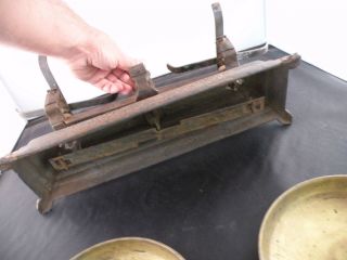 Antique cast iron candy or farm scale,  5 kilo,  complete,  heavy & ornate, 8