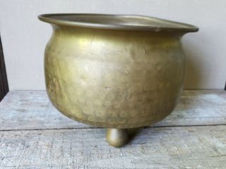 Round FOOTED Planter FLOWER Pot MISSION hammered SOLID BRASS vtg Arts and Crafts 8