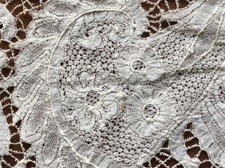 Mid 1700s Brussels Bobbin lace - deep edging or Engegeant COLLECTOR 8