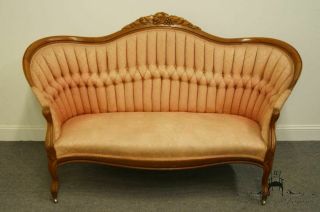 1920 ' s Victorian Antique Vintage Sofa / Settee with Tufted Salmon Upholstery 3