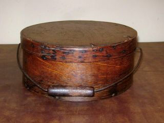 Antique Primitive Round Bentwood Pantry Cheese Box Wood Handle Dry Goods Shaker