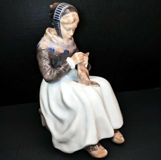 Vtg Royal Copenhagen Porcelain Woman Knitting | 9 " Tall | 1317 Made In Denmark