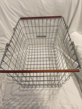 Vintage Wire Metal Grocery Store Shopping basket Kasper Wire Shiner Texas 5