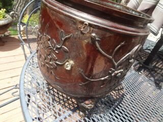 Large antique Bronze jardiniere.  Japanese or Chinese. 7