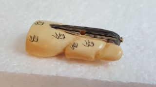 Detailed Hand Carved Japanese Bovine Bone Netsuke Man With Revolving Face 8