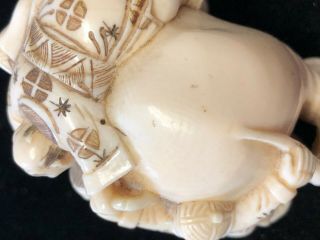 Netsuke Large Antique Signed Meiji Period 10