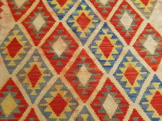 Antique A collectors rug 100 handmade Morrocan Kilim Size 6 ' 3 x 4 ' 10 feet.  (29) 3