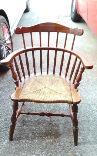 Antique/vtg Mahogany Comb Back Captains Chair