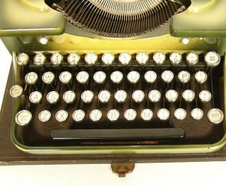 Near All - 1930 Royal Portable Typewriter Two - Tone Gradient Green 10