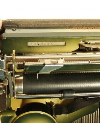 Near All - 1930 Royal Portable Typewriter Two - Tone Gradient Green 6