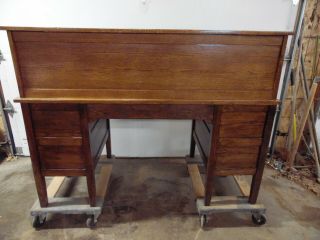 Vintage 7 Drawer Oak Rolltop Desk With 2 Writing Boards 10