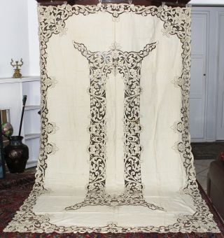 Vntg Ornate Madeira Hand Embroidered Irish Linen Huge Banquet Tablecloth 118in