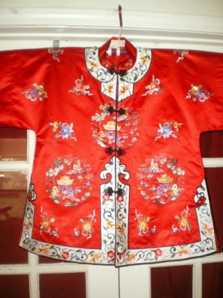 FINE Old Chinese Red Silk Jacket/Robe w/ Hand Embroidered Garden Scene Sz L 3