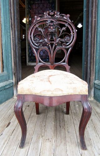Victorian Rococo Walnut Slipper Chair