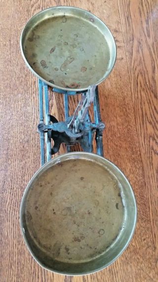 Antique 3 Kg Balance Scale with Paint & Brass Pans 9