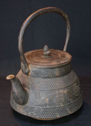 Japan Nambu Tetsubin Fuji iron kettle sand cast 1900s Japanese metal craft 3