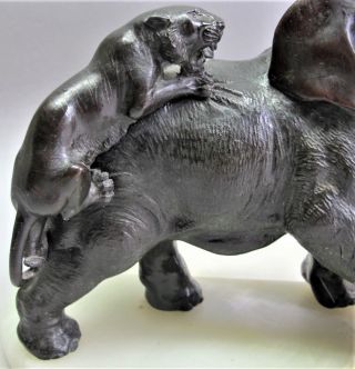 Fine Antique AUSTRIAN BRONZE Sculpture of Elephant attacked by Tigers c.  1920 3