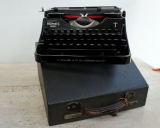 Hermes Media Typewriter Portable Vintage Typewriter with Case 1930s typewriter 9