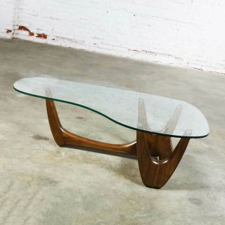 Mid Century Modern Biomorphic Coffee Table Attributed To Kroehler Or Tonk Furnit
