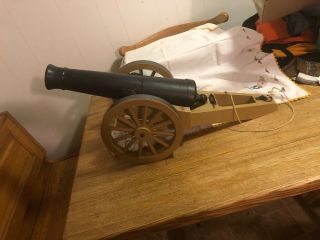 Vintage 1960s Remco Johnny Reb Authentic Civil War Cannon Toy.  Great