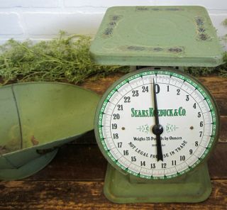 Vintage Green Sears Roebuck & Co Kitchen Scale 25 pound with Pan / Tray 2