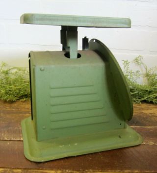 Vintage Green Sears Roebuck & Co Kitchen Scale 25 pound with Pan / Tray 9