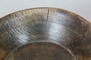 RARE LATE 17TH C PILGRIM TURNED AND HAND HEWN WOODEN BOWL IN BIRCH OLD SURFACE 12