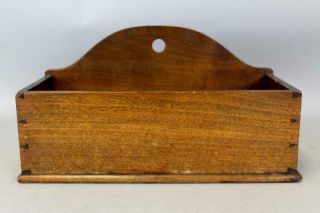 A FINE 18TH C PENNSYLVANIA HANGING CANDLE OR WALL BOX TOMBSTONE CREST IN WALNUT 4